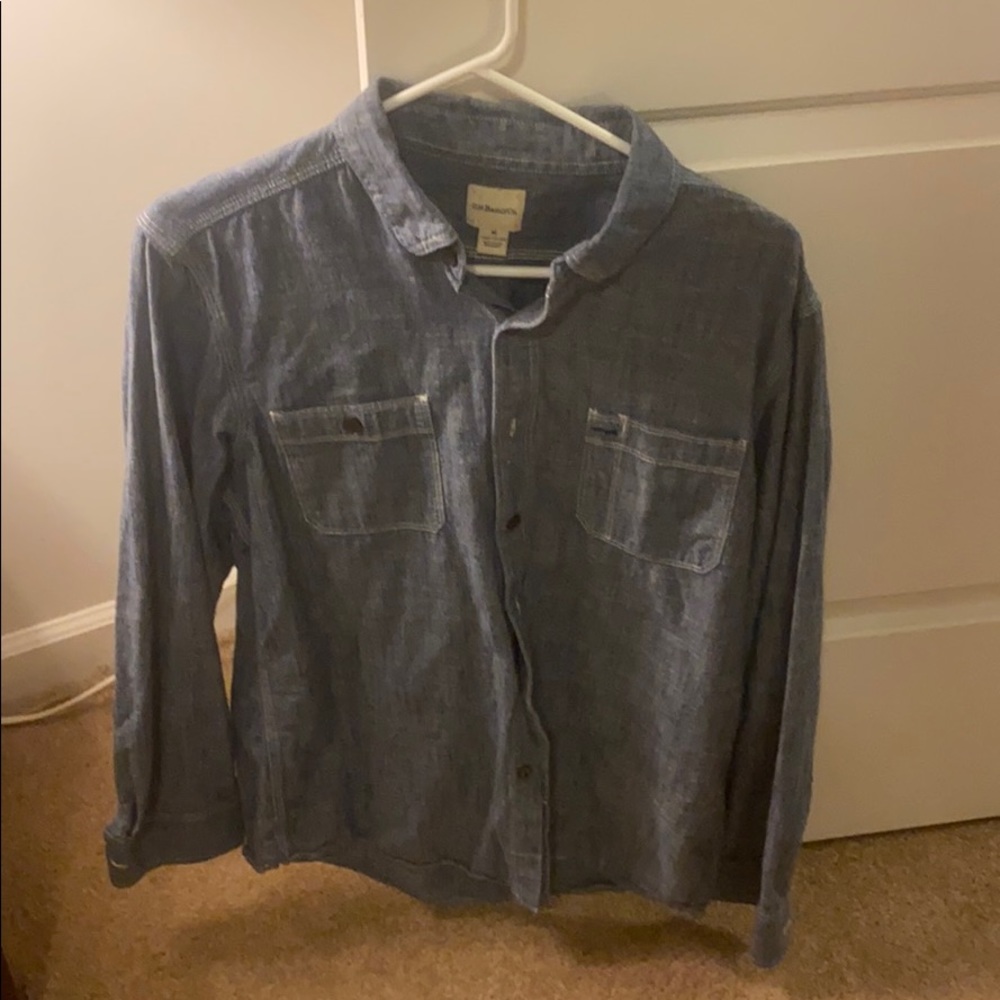 GH Bass & Co Medium Lightweight Denim Button Up